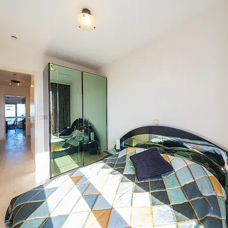 Flat In Koksijde With Sea Views, Cleaning Included *